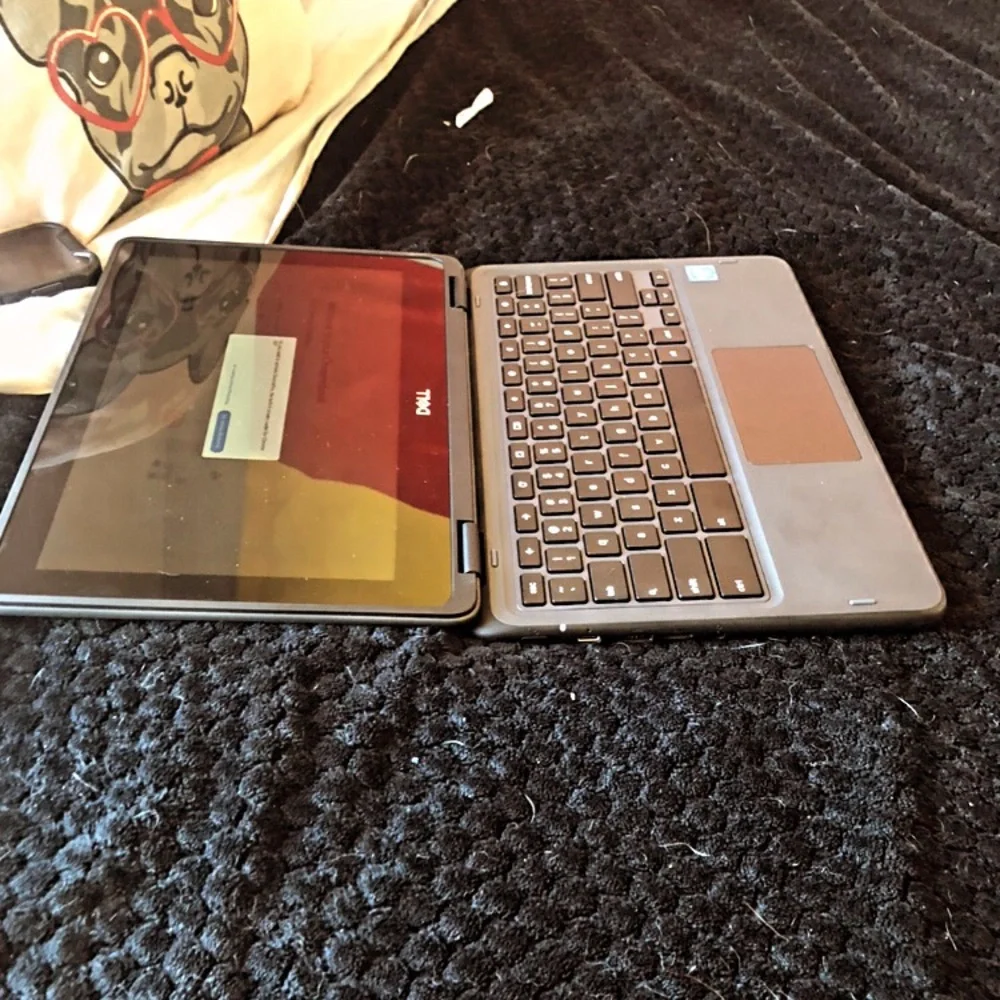 2022 Dell chromebook used once